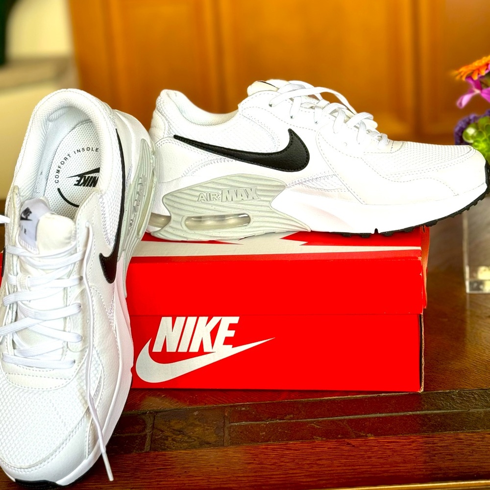 🌸NIKE AIR MAX EXCEE WOMENS 🌸